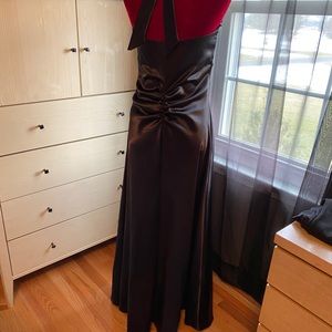 Evening dress by Jessica McClintock